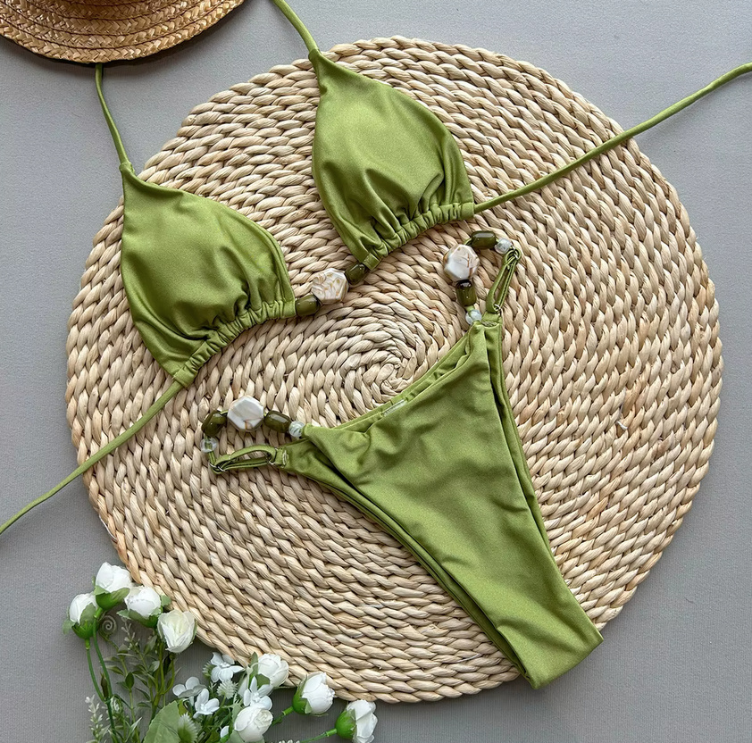 Brasilianischer Halterneck Bikini 2025 Saba mit Steine in Grün