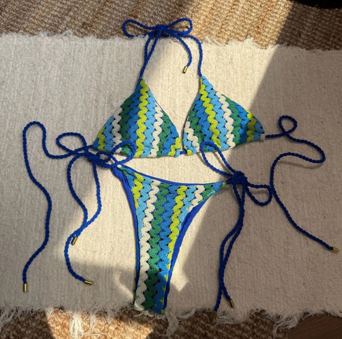 Halterneck Bikini 2025 Suvi mit Hohe Taille und Retro Muster Blau