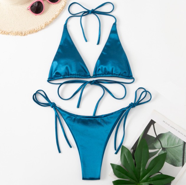 Metallic Satin Halterneck Bikini 2025 in Blau