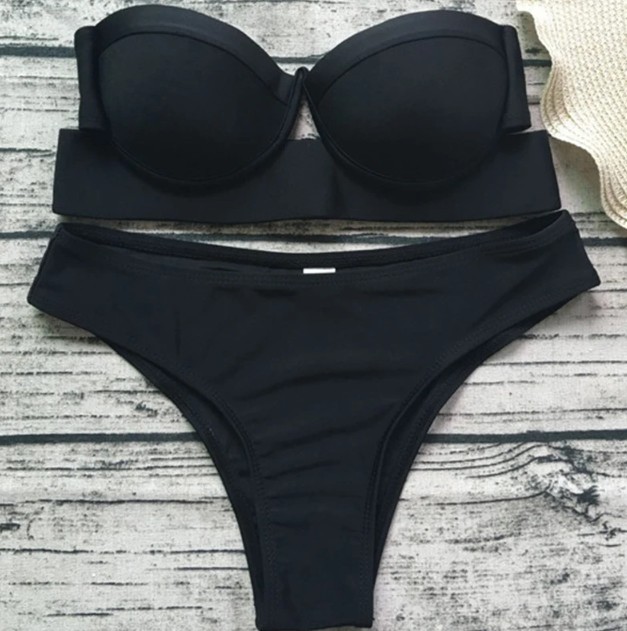 Bandeau Push Up Bikini Sigrid in Schwarz