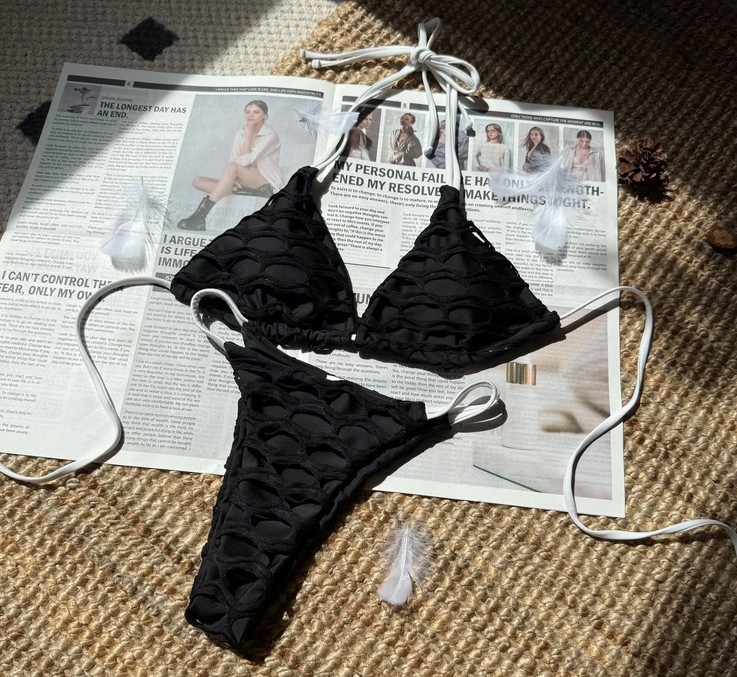  Halterneck Cut Out Bikini 2025 Sigrun Schwarz