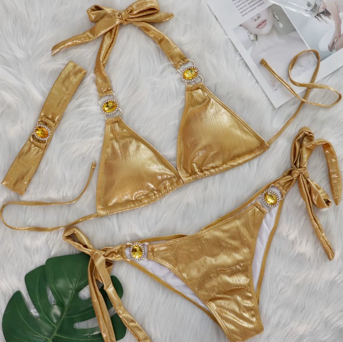 Strass Push Up Halterneck Bikini Sayuri Dreiteilig in Gold