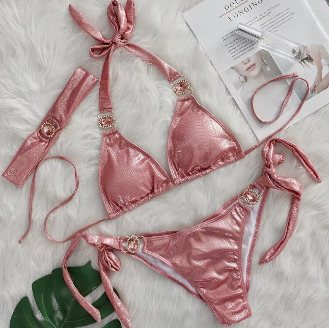 Strass Push Up Halterneck Bikini Sayuri Dreiteilig in Altrosa