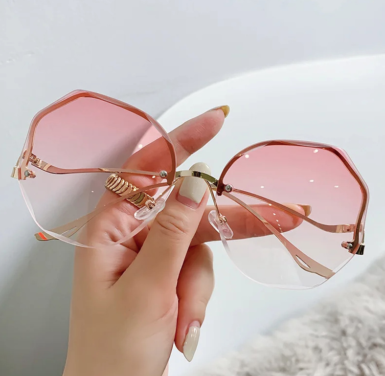 Oversize Damen Sonnenbrille Zilfije Gradiert