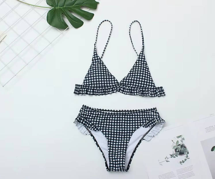 Triangle Bikini Yellena Schwarz Weiß
