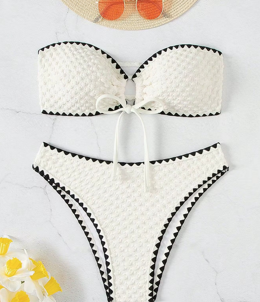 Weißer Bandeau Bikini 2025 Vangelia mit Applikation